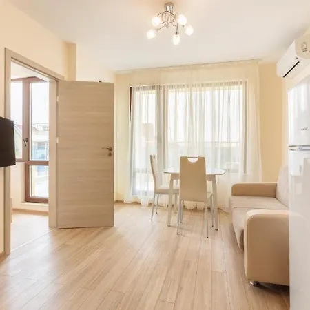 Helios Luxury Lägenhetshotell