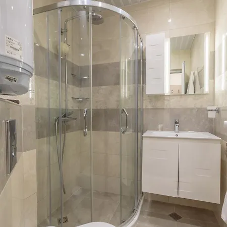 Helios Luxury Lägenhetshotell