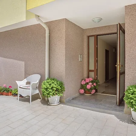 Apart-hotel Helios Luxury 3*