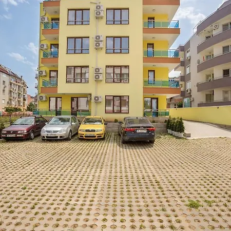 Helios Luxury Apart-hotel 3*