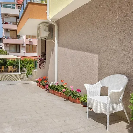 Helios Luxury Lägenhetshotell