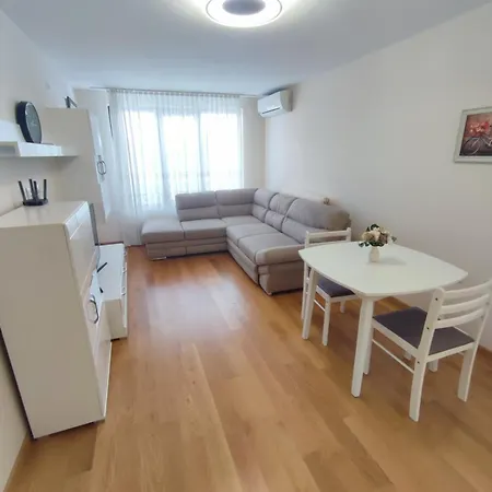 Helios Luxury Aparthotel
