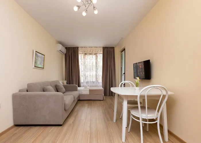 Ξενοδοχείο με διαμερίσματα Helios Luxury