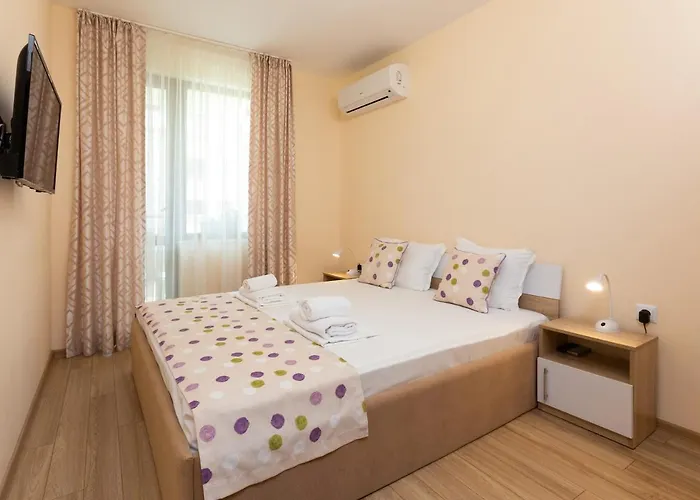 Helios Luxury 3* Πριμόρσκο