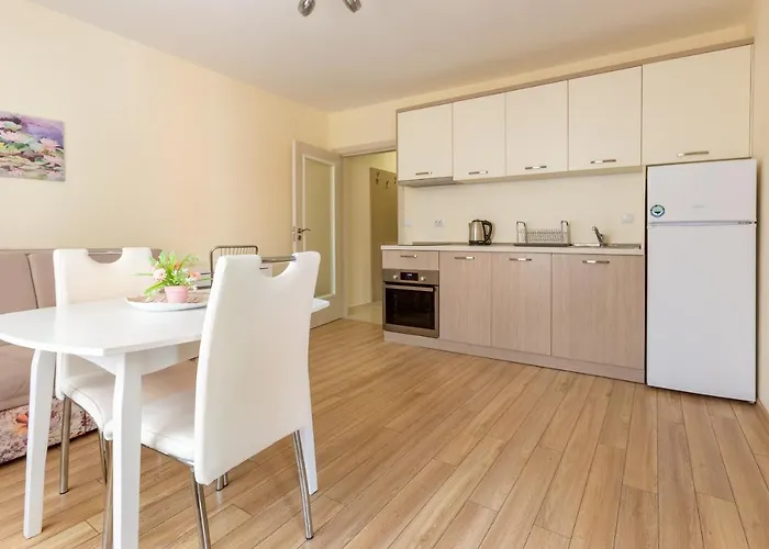 Helios Luxury 3*
