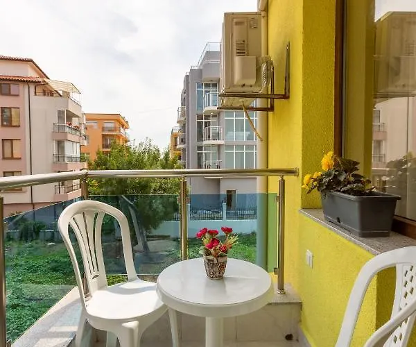 Helios Luxury Ξενοδοχείο με διαμερίσματα Πριμόρσκο