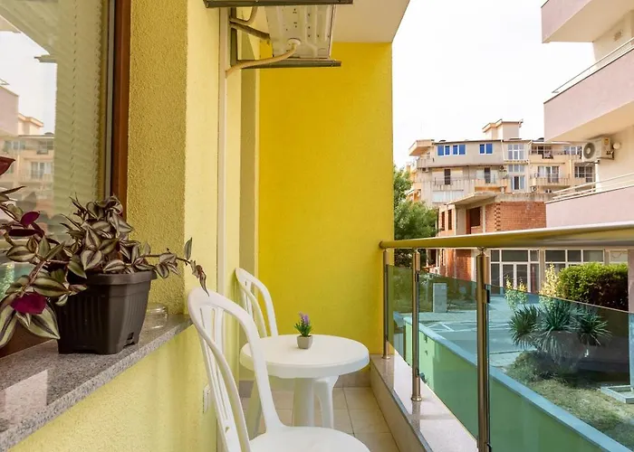 Helios Luxury Ξενοδοχείο με διαμερίσματα Πριμόρσκο