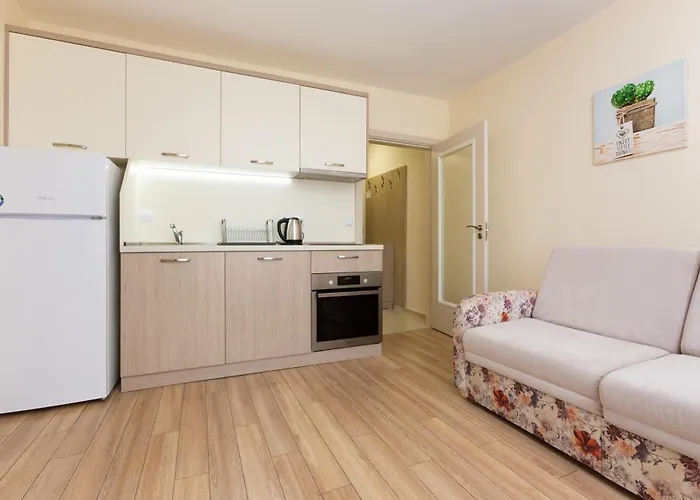 Helios Luxury 3* Πριμόρσκο