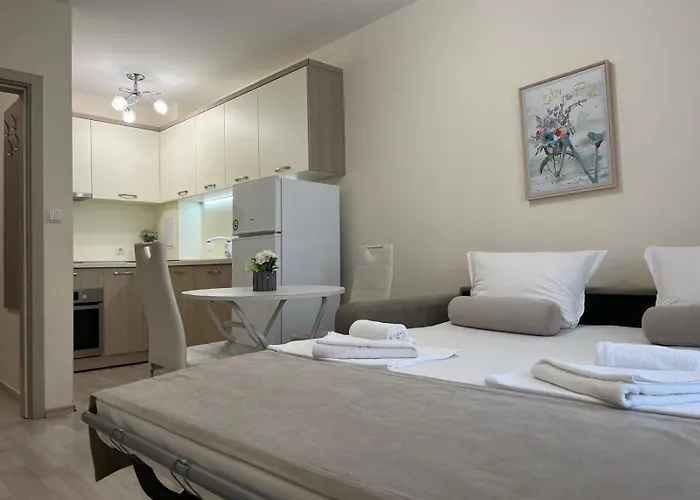 Helios Luxury Ξενοδοχείο με διαμερίσματα Πριμόρσκο
