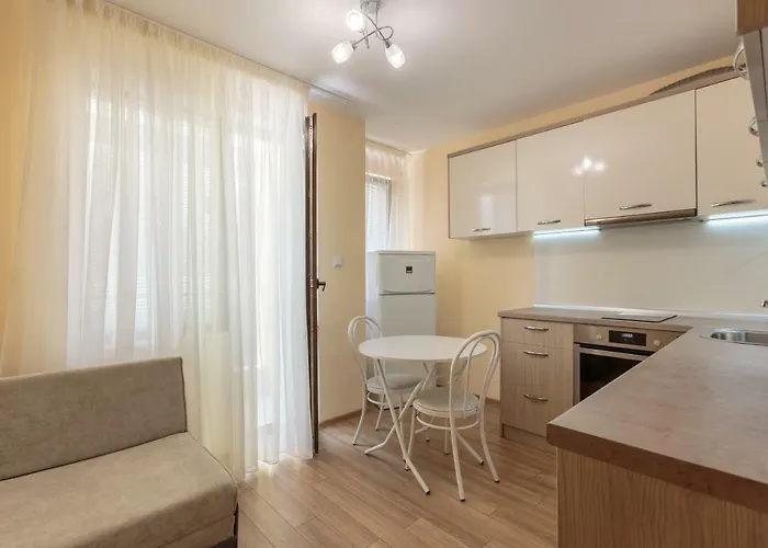 Helios Luxury Ξενοδοχείο με διαμερίσματα 3*