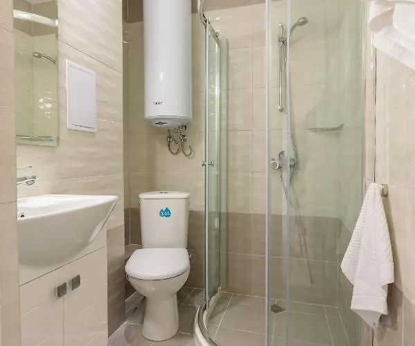 Ξενοδοχείο με διαμερίσματα Helios Luxury 3*
